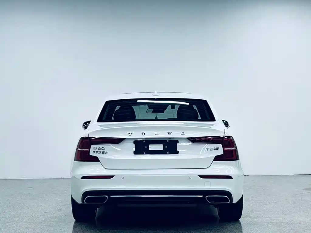 Volvo S60 PHEV 2020 — фото 6