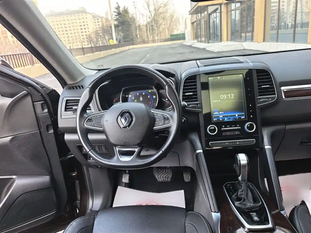 Renault Koleos 2017 — фото 16