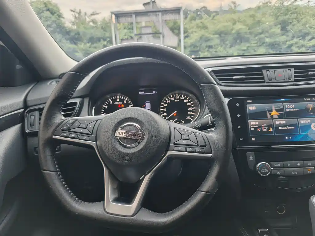 Nissan X-Trail 2019 — фото 12