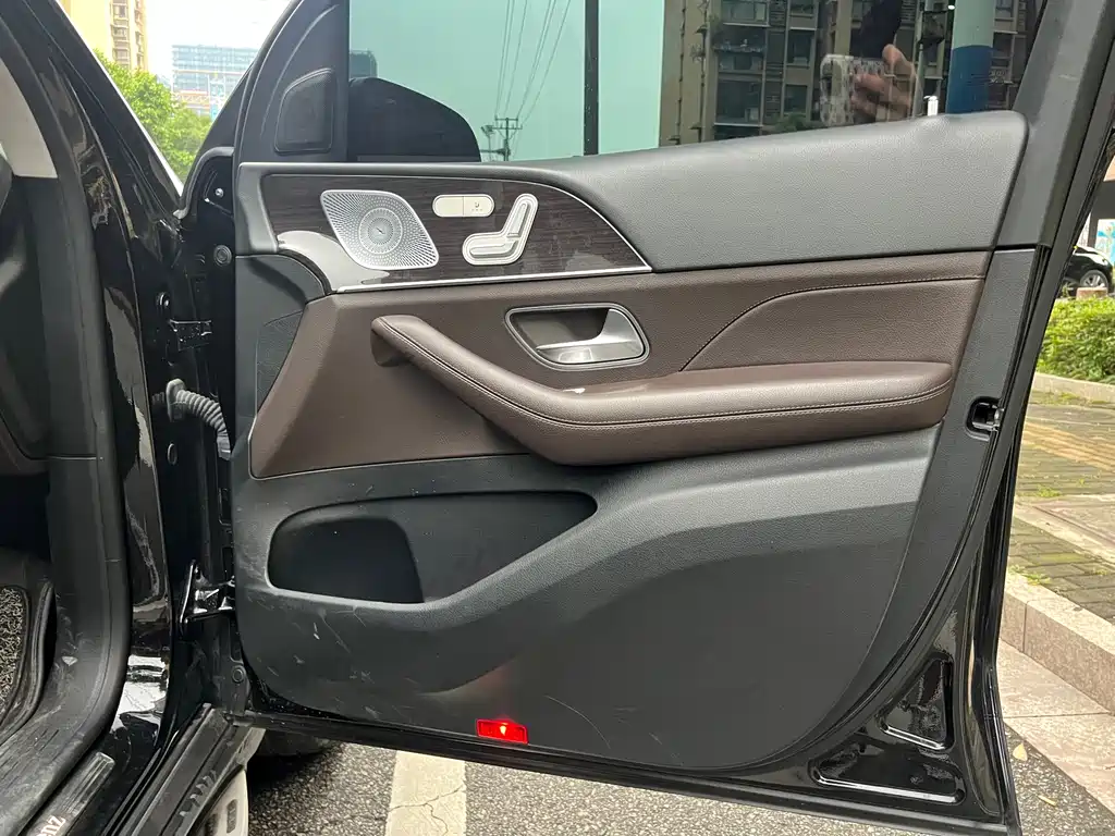 Mercedes-Benz GLE 2021 — фото 18