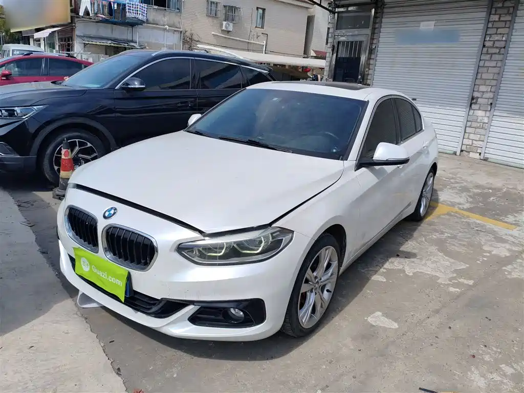 BMW 1 Series 2017 — фото 1