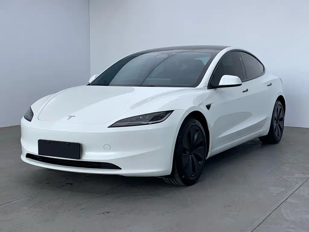 Tesla Model 3 2025 — фото 1