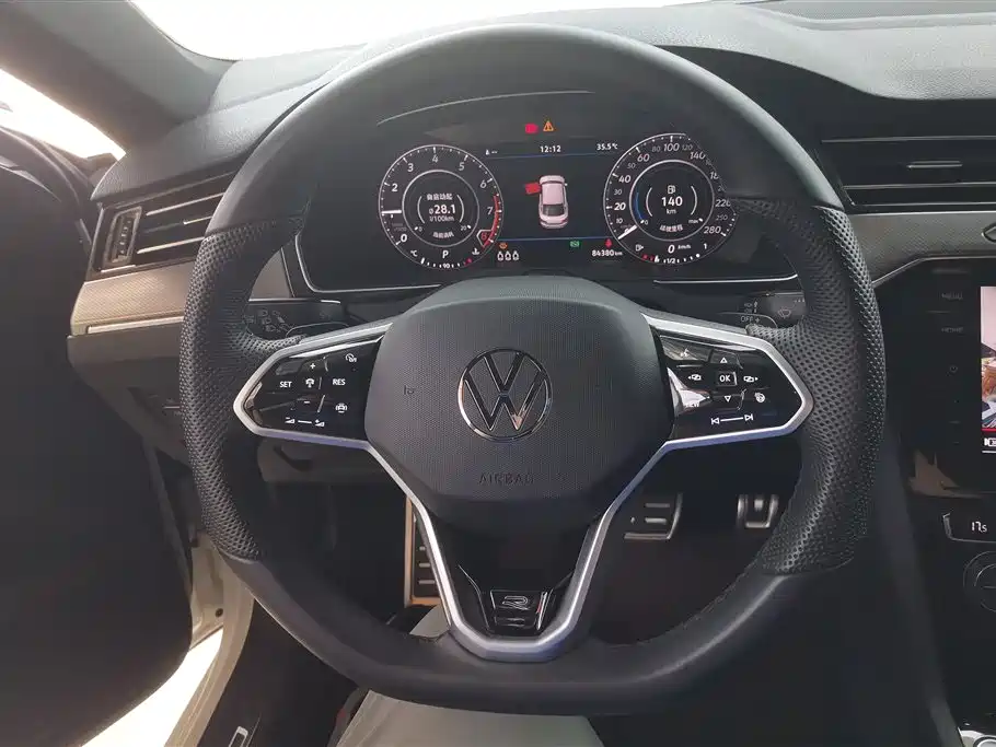 Volkswagen CC 2018 — фото 15