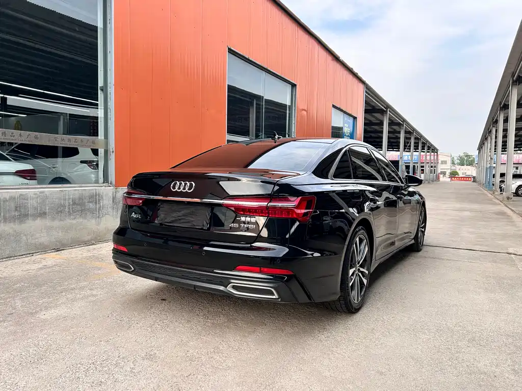 Audi A6L 2019 — фото 6