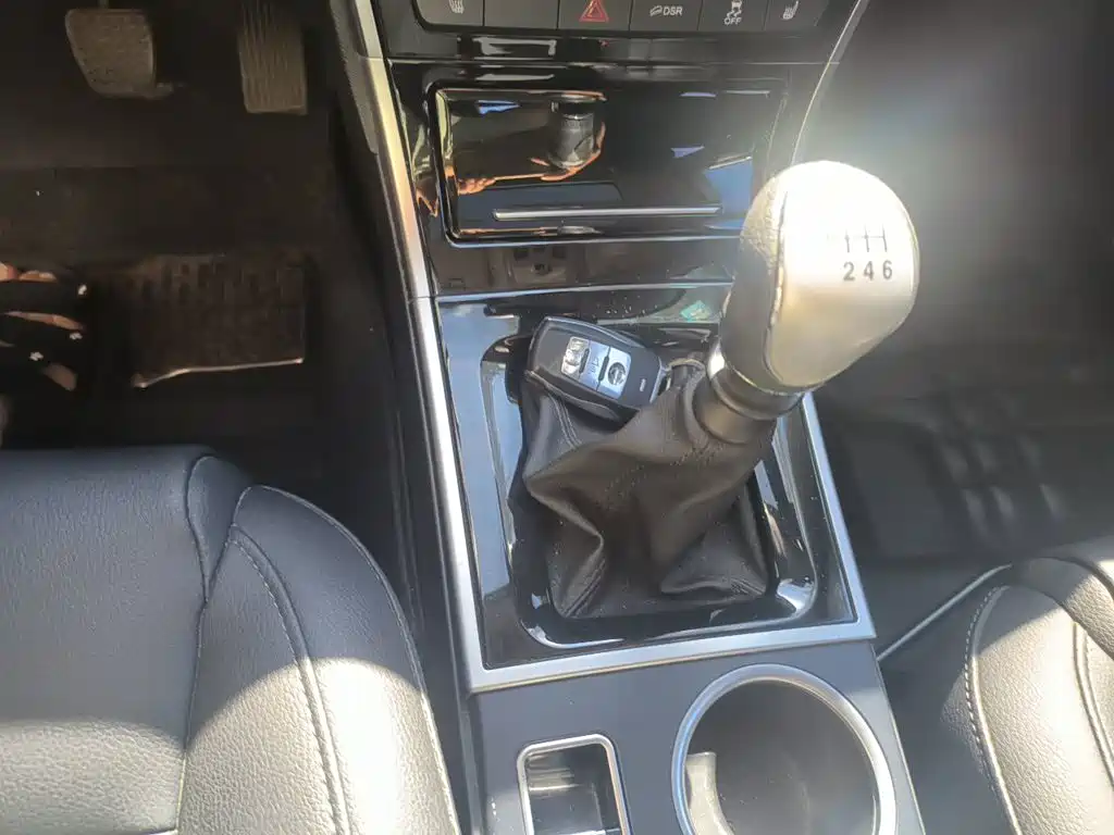 Haval H2 2015 — фото 10