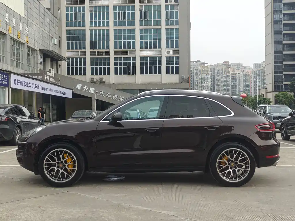Porsche Macan 2015 — фото 20