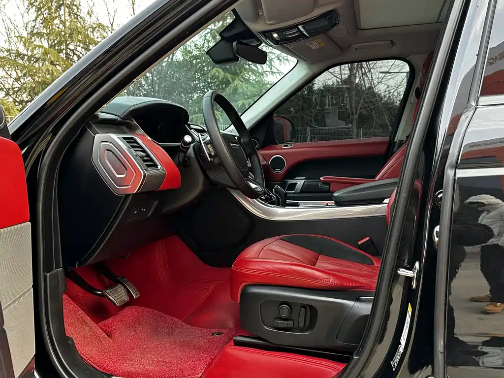 Land Rover Sport 2020 — фото 11