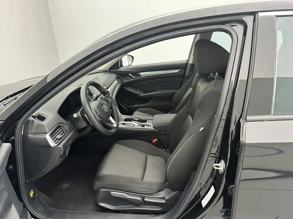 Honda Accord 2021 — фото 14