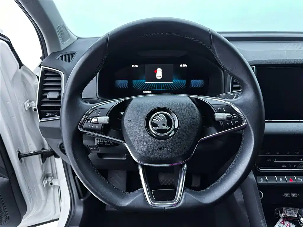 Skoda Karoq 2022 — фото 20