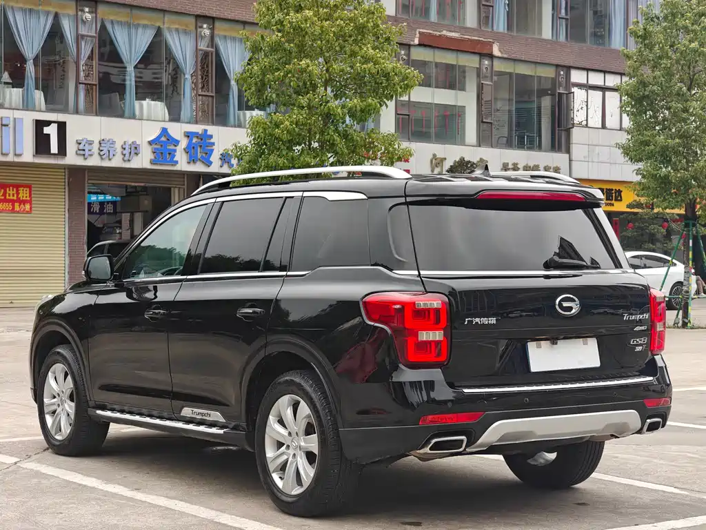 GAC Motor Trumpchi GS8 2018 — фото 17