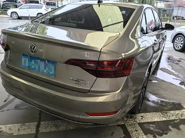 Volkswagen Sagitar 2022