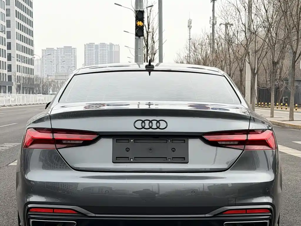 Audi A5 2022 — фото 3