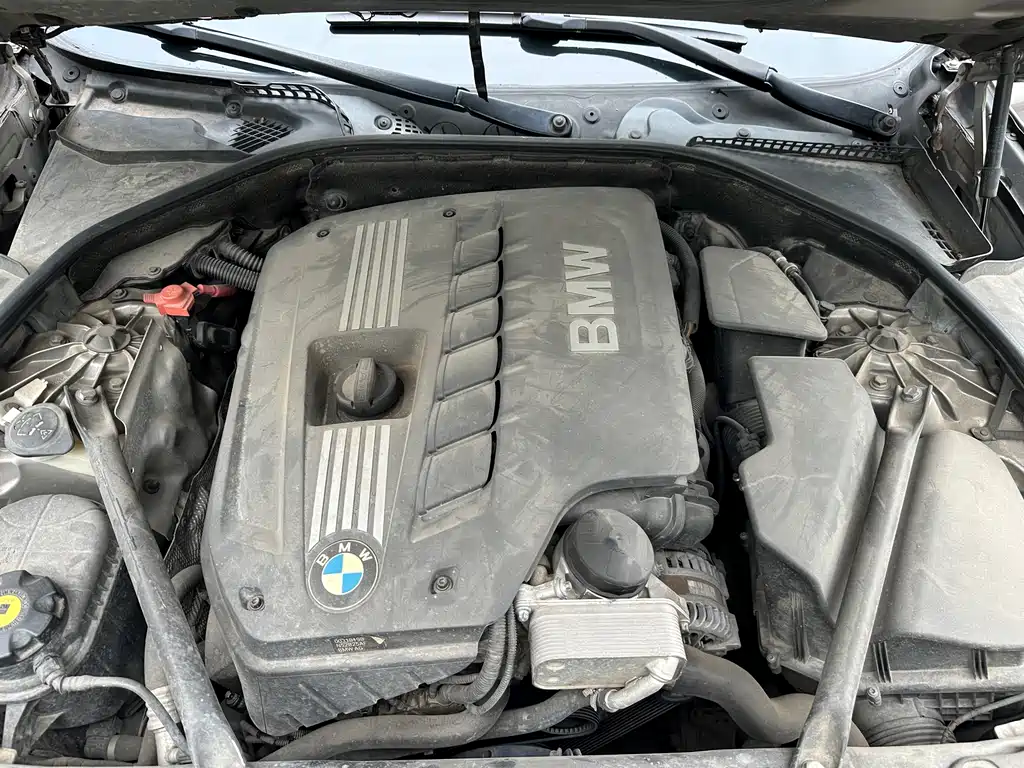 BMW 5 Series 2013 — фото 19
