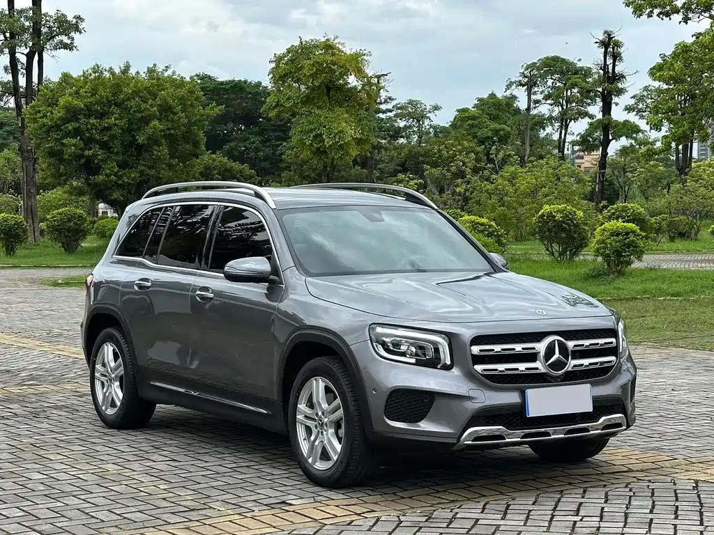 Mercedes-Benz GLB 2021