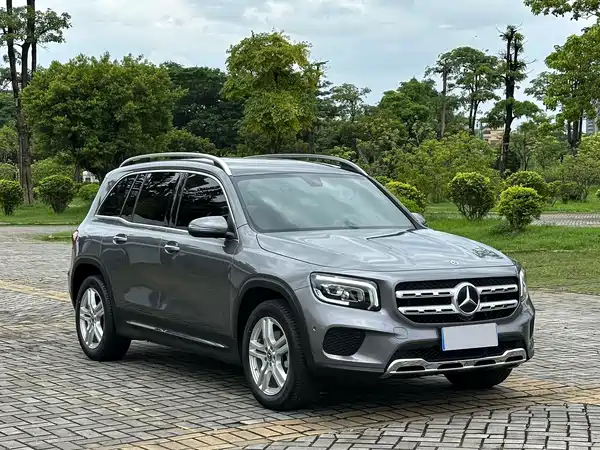 Mercedes-Benz GLB 2021