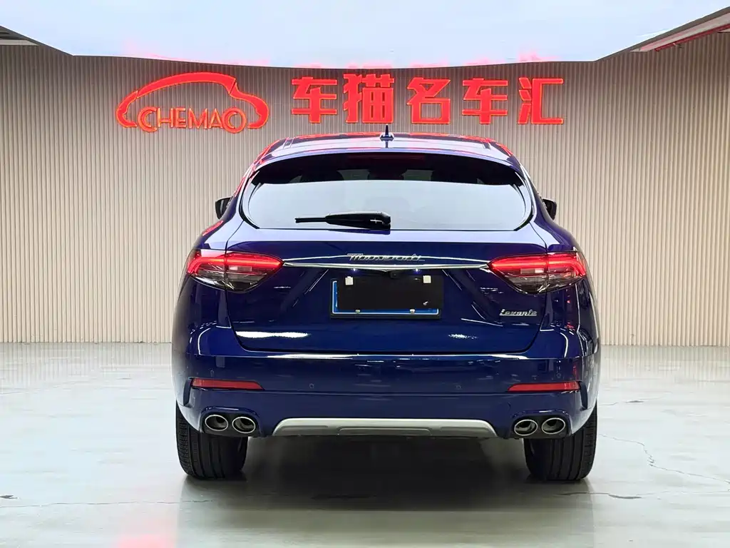 Maserati Levante 2025 — фото 17