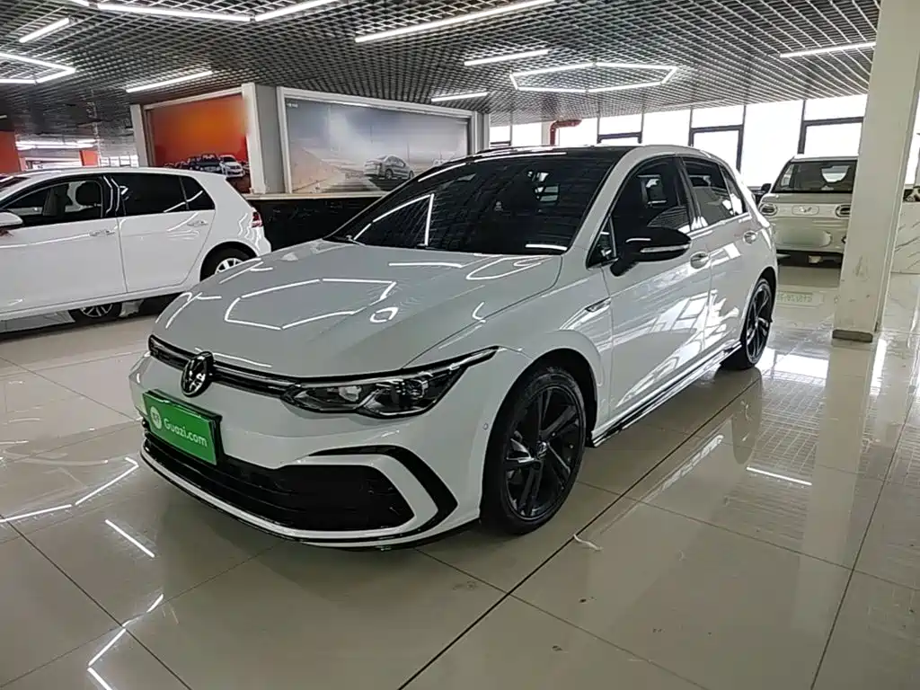 Volkswagen Golf 2021