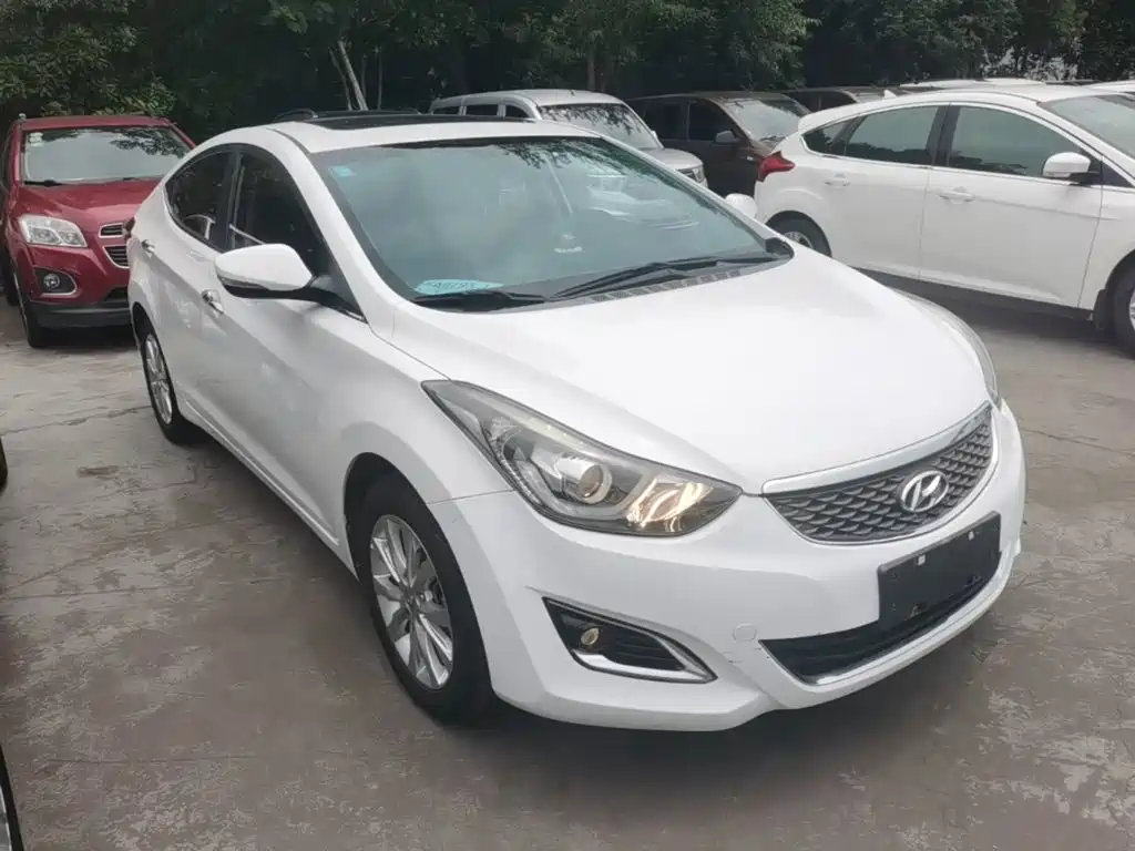 Hyundai Elantra 2016