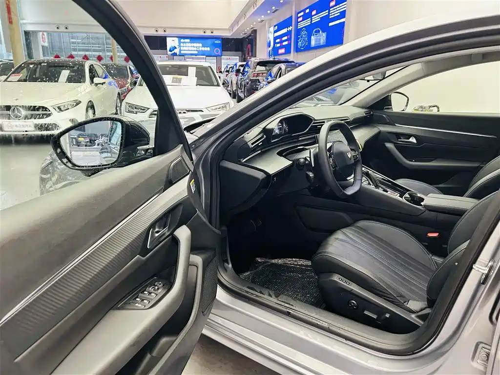 Peugeot 508 2025 — фото 20