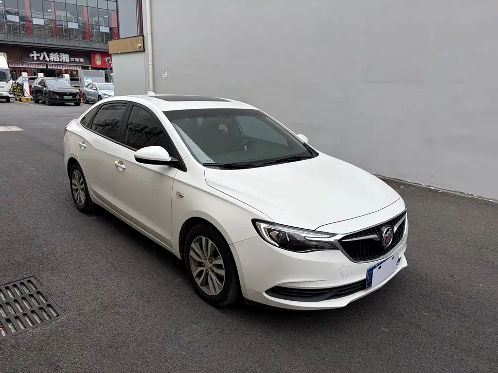 Buick Excelle 2019 — фото 3