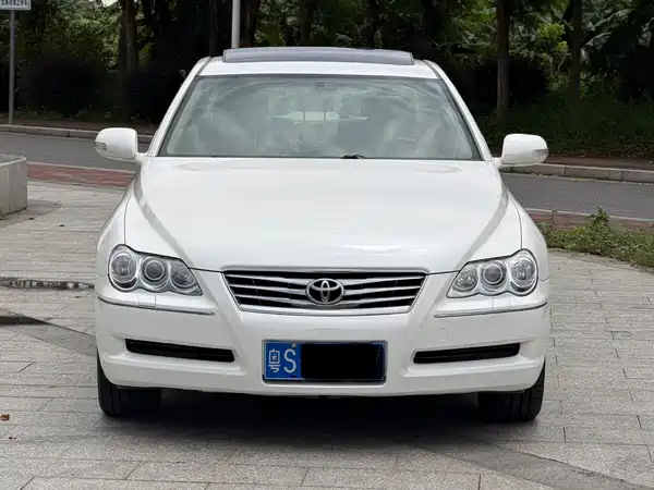 Toyota Reiz 2009