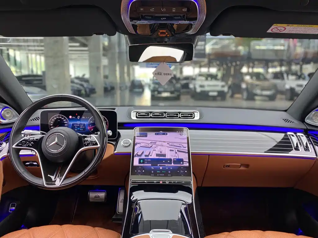 Mercedes-Benz Maybach S-Class 2023 — фото 11