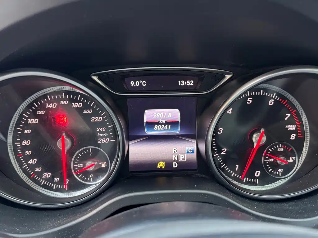 Mercedes-Benz GLA 2019 — фото 9