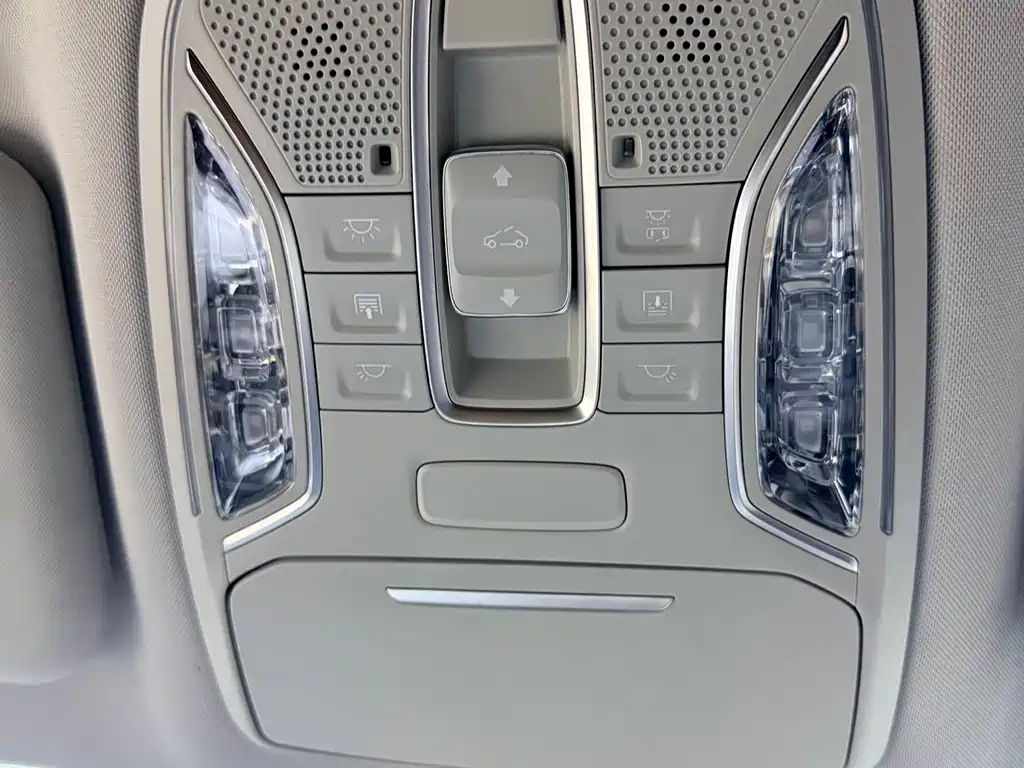 GAC Trumpchi M6 2022 — фото 20