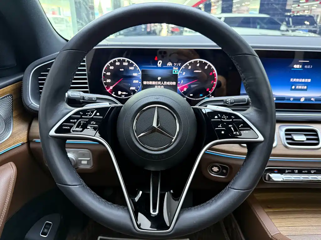 Mercedes-Benz GLS 2024 — фото 10
