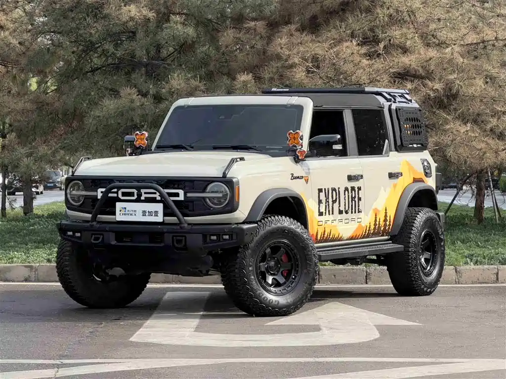 Ford Bronco 2024 — фото 1