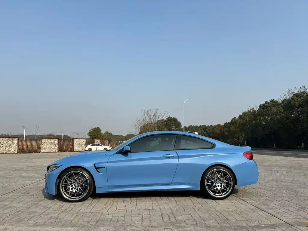 BMW M4 2018 — фото 3