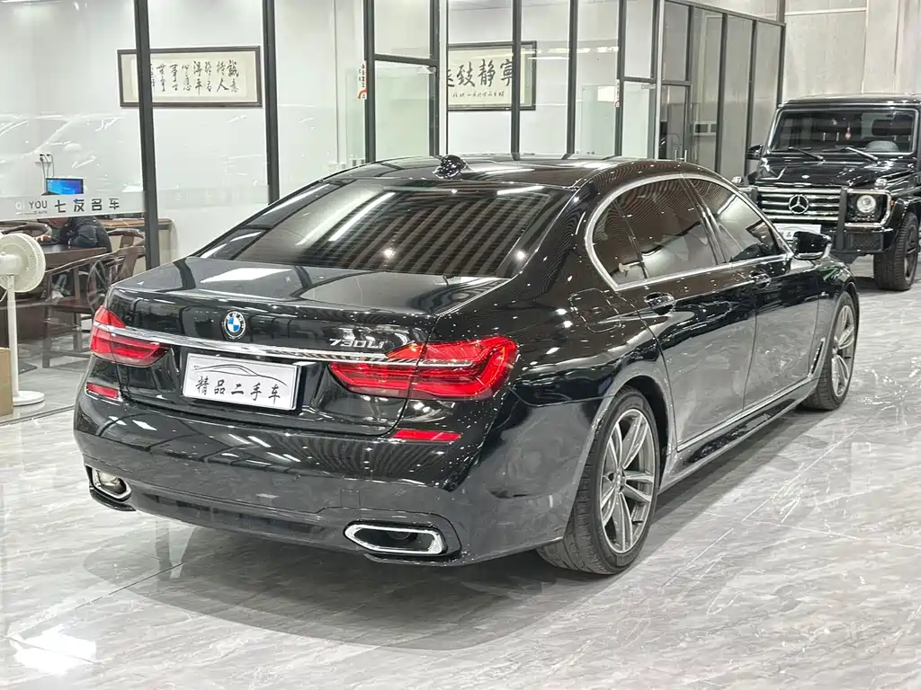 BMW 7 Series 2018 — фото 4