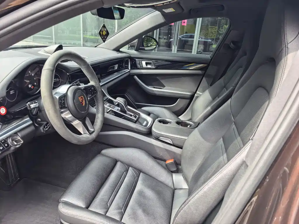 Porsche Panamera 2018 — фото 4