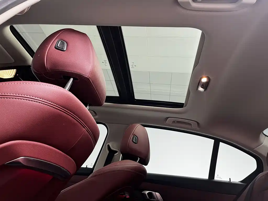 BMW i3 2024 — фото 13