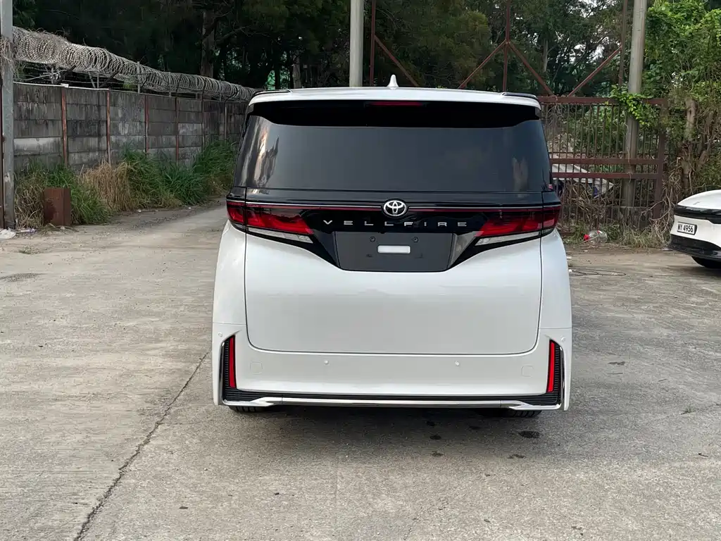 Toyota Vellfire 2025 — фото 5
