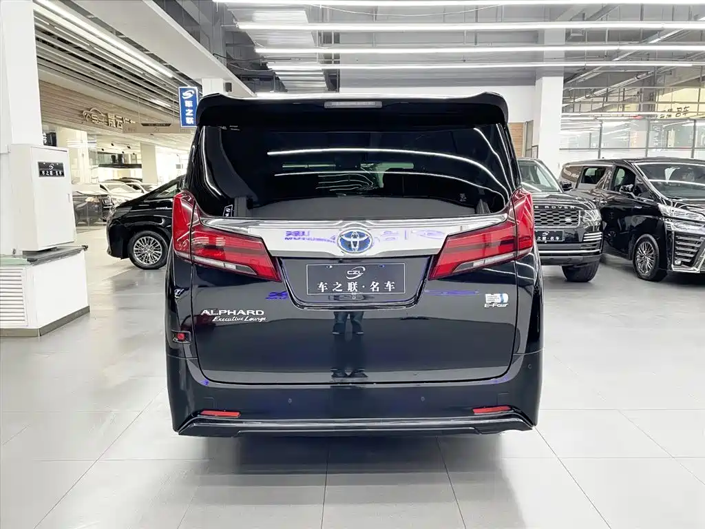 Toyota Alphard 2019 — фото 5