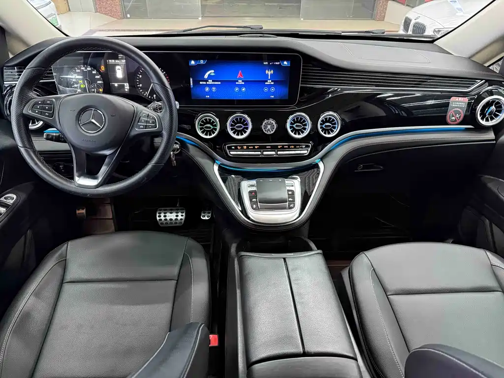 Mercedes-Benz Vito 2022 — фото 17