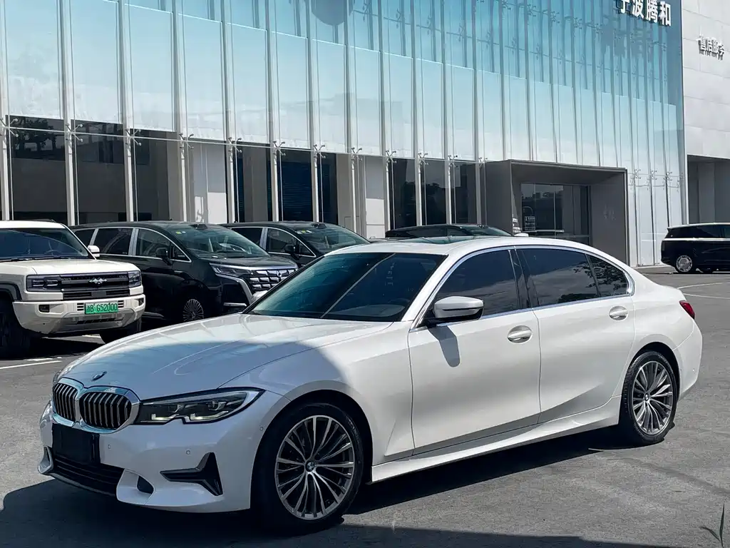 BMW 3 Series 2020
