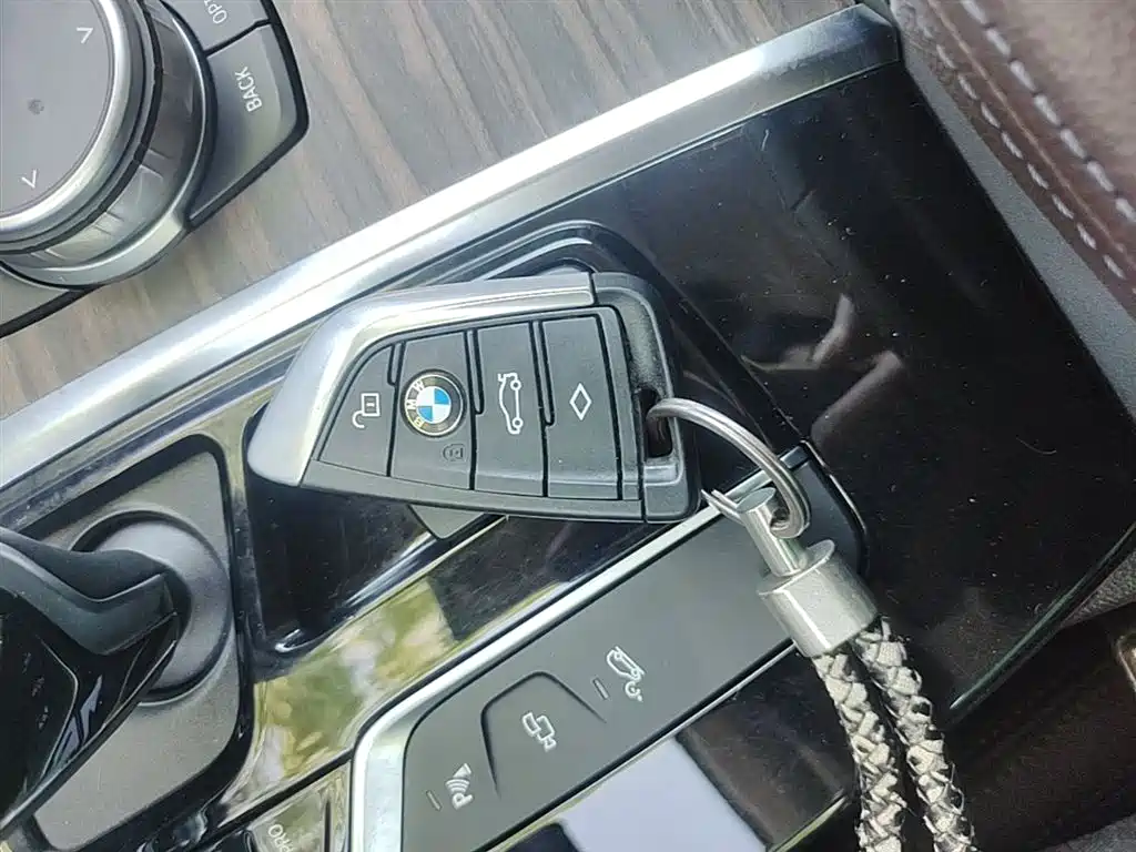 BMW X3 2020 — фото 9