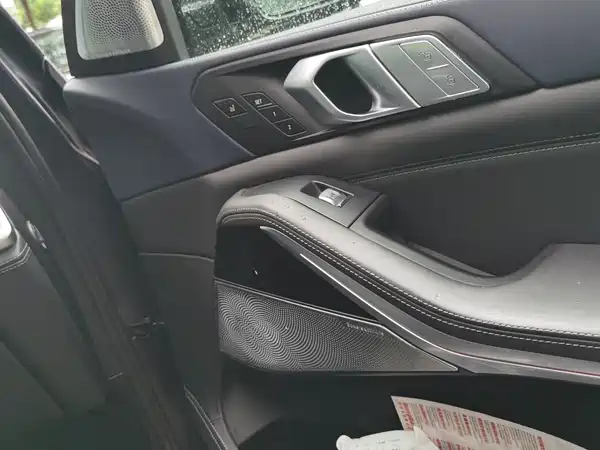 BMW X7 2021