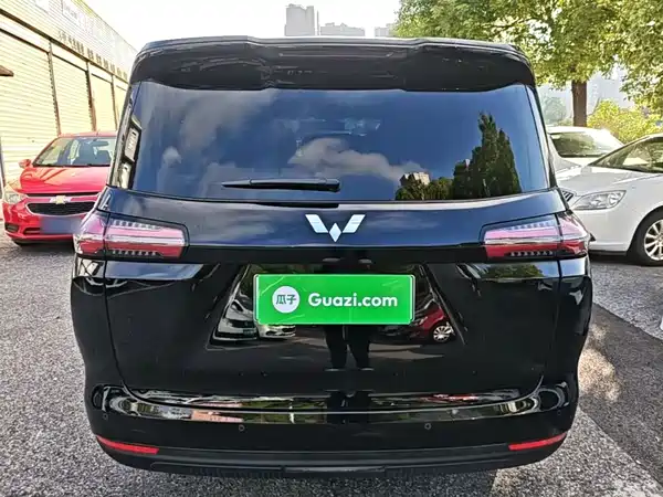 Wuling Starlight 730 New Energy 2025