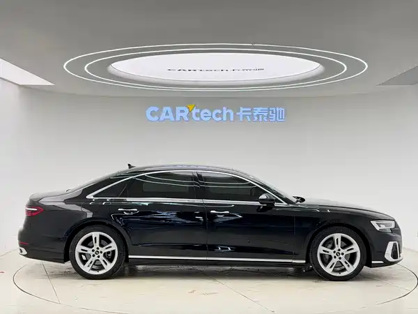 Audi A8 2023