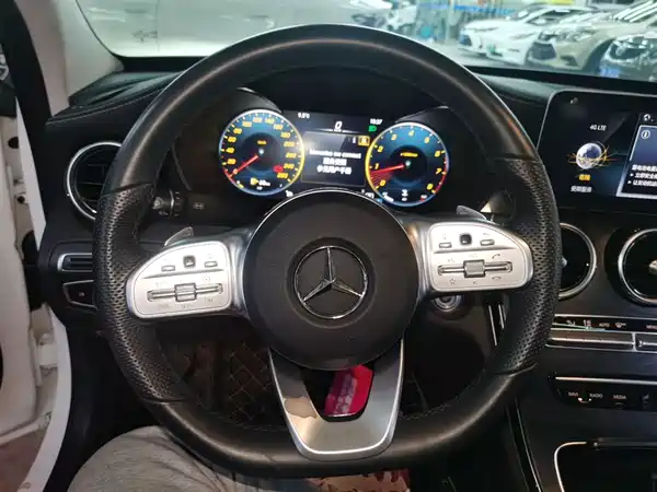 Mercedes-Benz C-Class 2020
