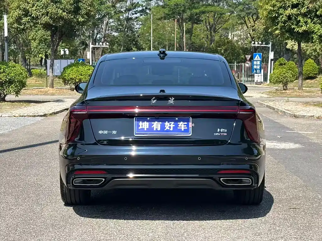Hongqi H5 2025 — фото 4