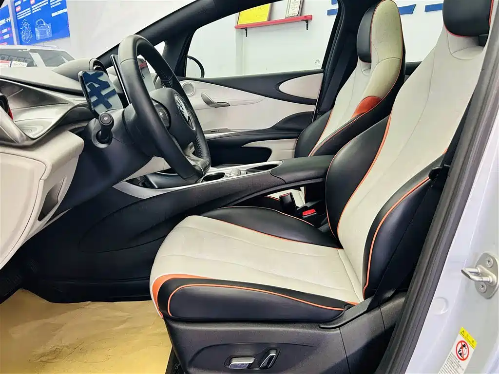 BYD Dolphin 2023 — фото 19