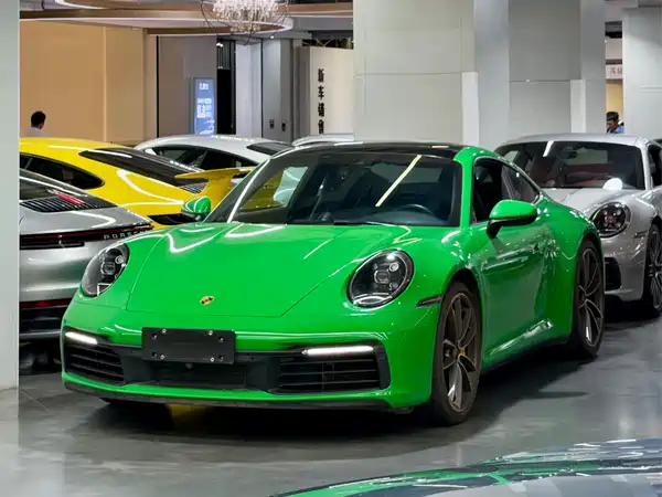 Porsche 911 2021