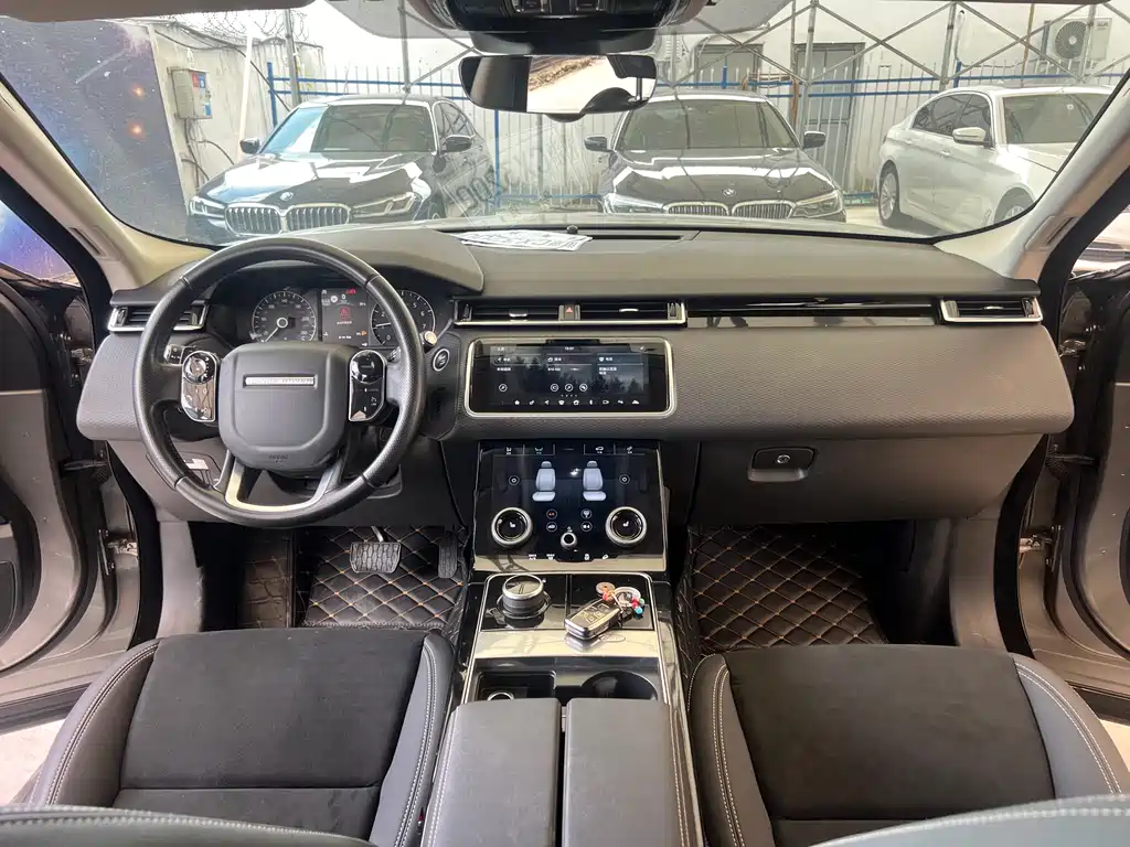 Land Rover Velar 2020 — фото 21