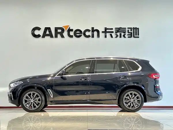BMW X5 2022