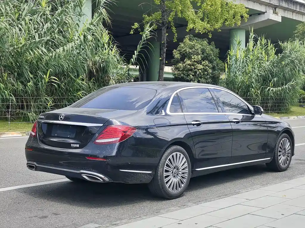 Mercedes-Benz E-Class 2020 — фото 4