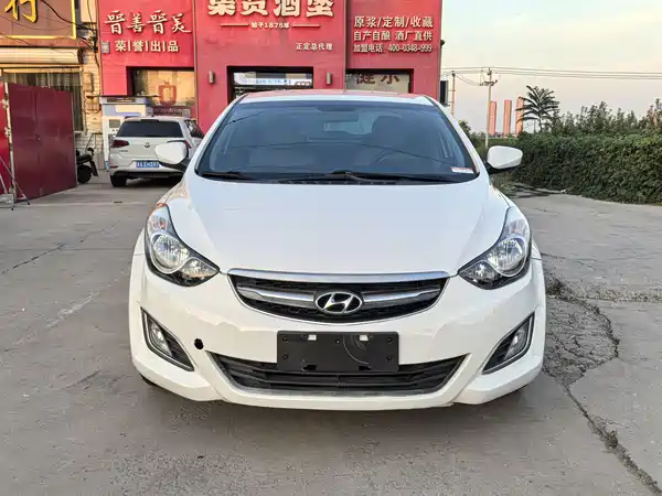 Hyundai Elantra Langdong 2016